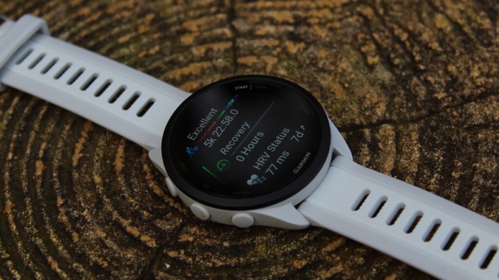 Garmin Forerunner 165 widgets screen