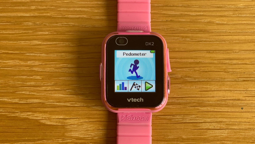 VTech Kidizoom DX2 review: fun but too bulky for kids