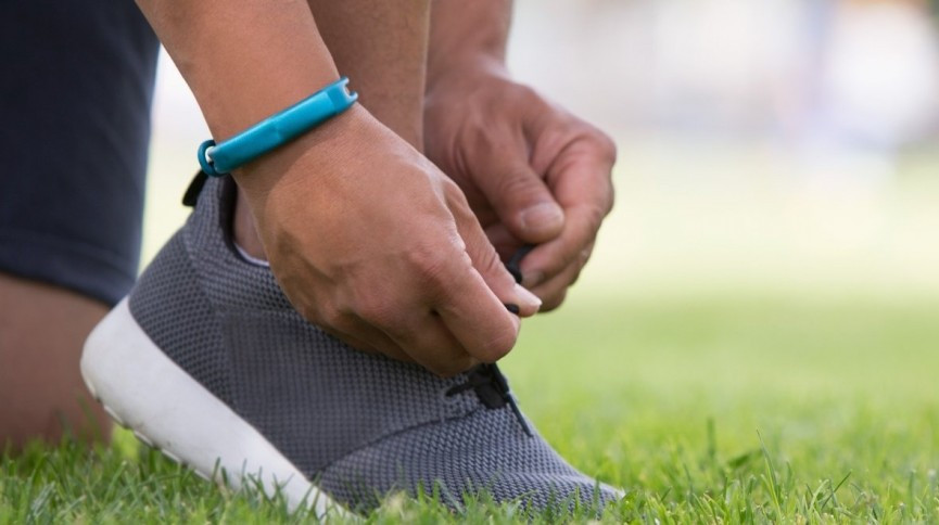 Wearable brands report card 2015: Apple for the teacher, resits for Fitbit