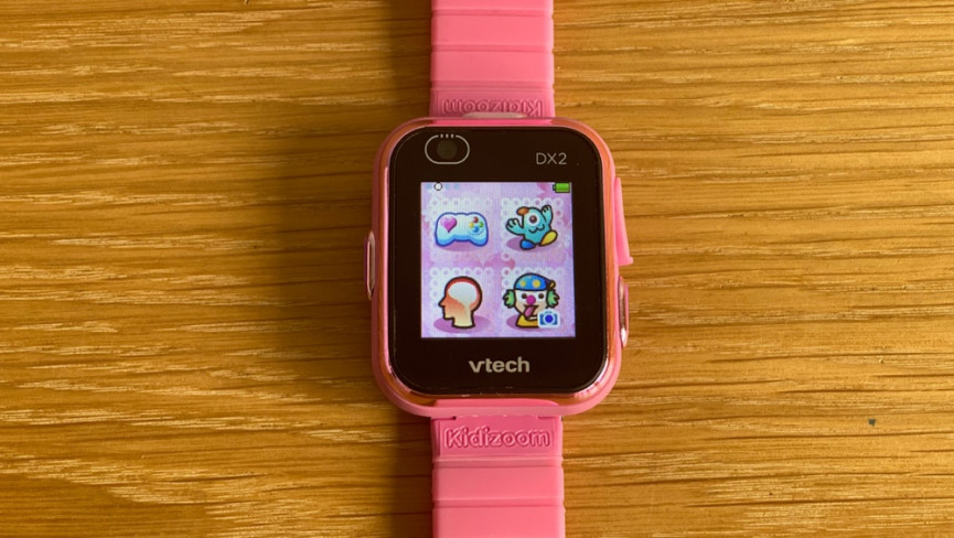 VTech Kidizoom DX2 review: fun but too bulky for kids