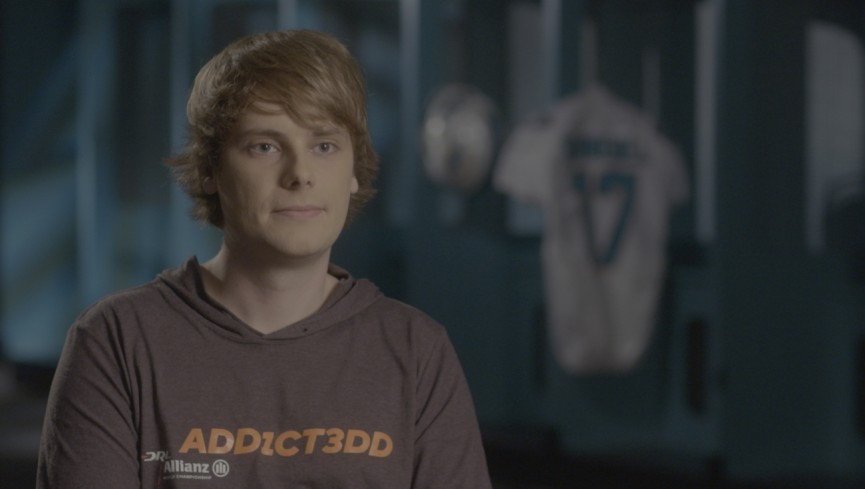 FPV drone racers tell us what they love about the wearable tech sport