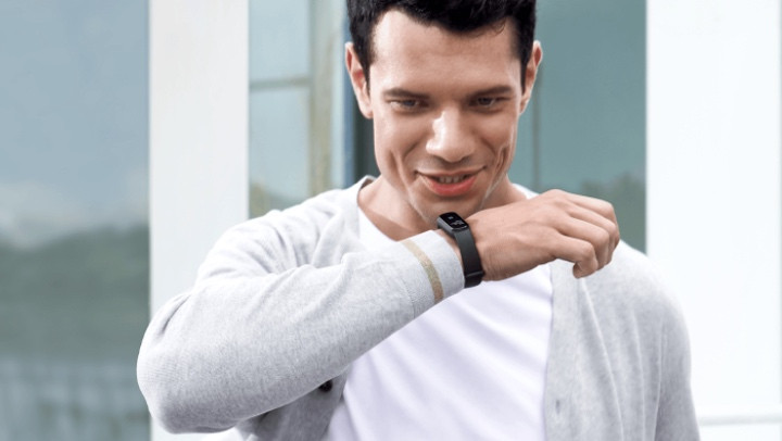 Xiaomi Mi Band 5 v Amazfit Band 5: There's only one winner