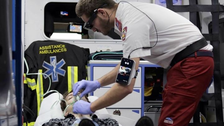 Wearables from around the world: Next stop, France