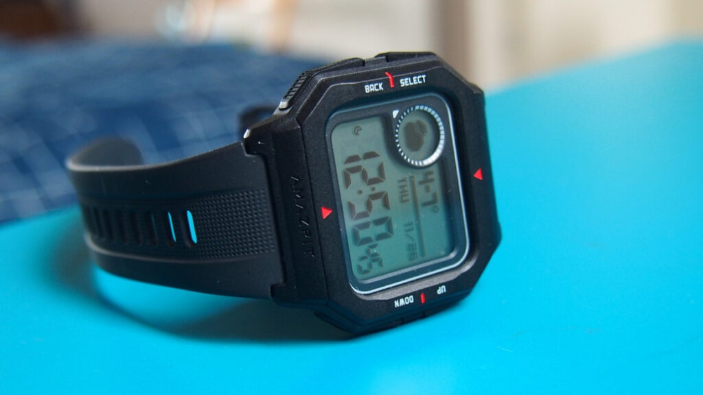 Amazfit Neo review: Delightfully retro, smart and cheap