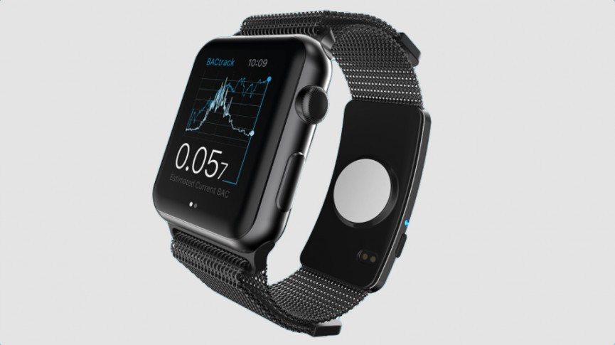 Bactrack's wearable will tell you how drunk you are