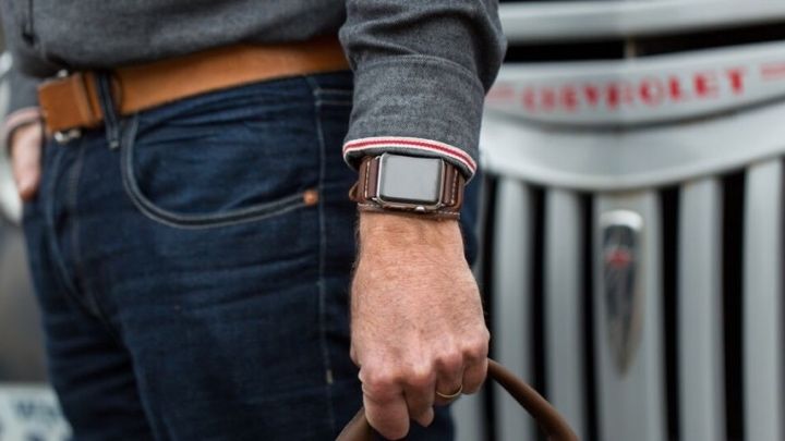 The best Apple Watch cases, chargers and accessories