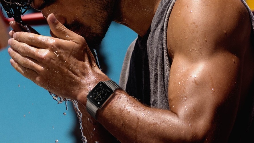 apple-watch-lifestyle-001-1415721770-JSDx-full-width-inline