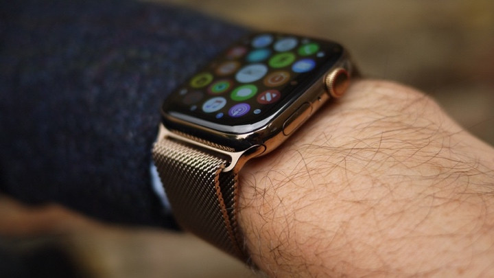 Apple Watch Series 4 v Samsung Galaxy Watch: The flagship smartwatches face off