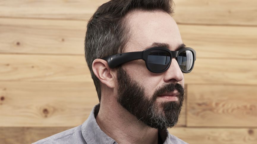 Week in wearable: Oculus mayhem, Fitbit Versa revealed, and Bose's AR glasses