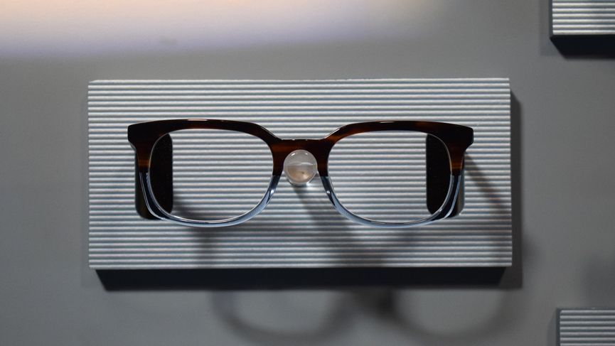 I explored SXSW, using Bose's AR smartglasses as my tour guide