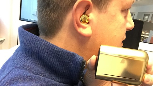 Bragi Dash biometric earbuds are on track to start shipping to backers in December