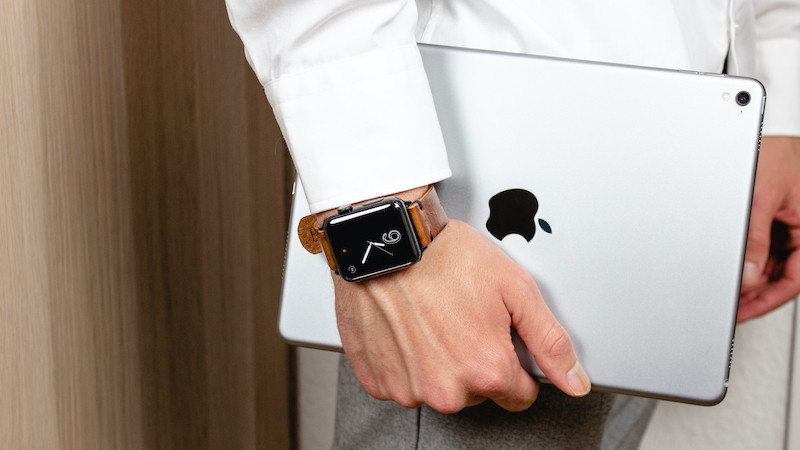 The best Apple Watch cases, chargers and accessories