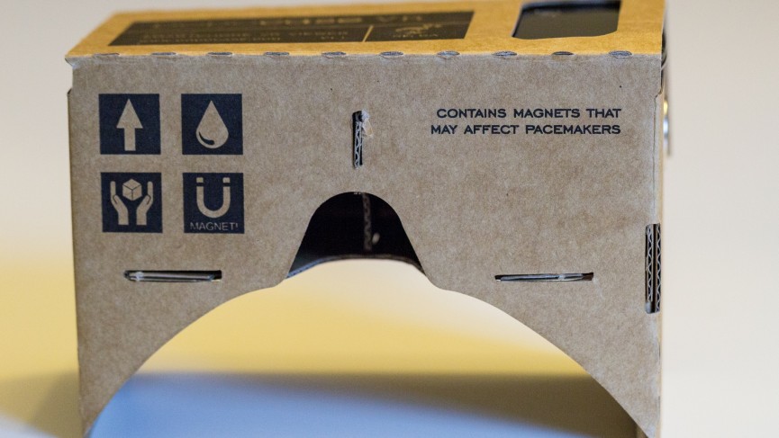 Eyes on review: We test DodoCase's Google Cardboard kit