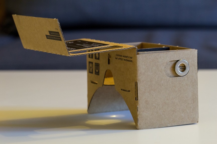 Eyes on review: We test DodoCase's Google Cardboard kit