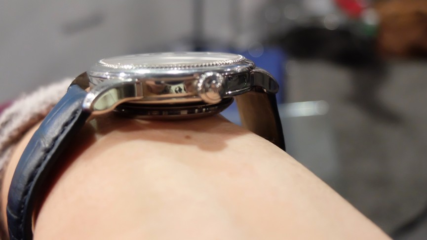 Chronos first impressions: The wearable for people who hate wearables