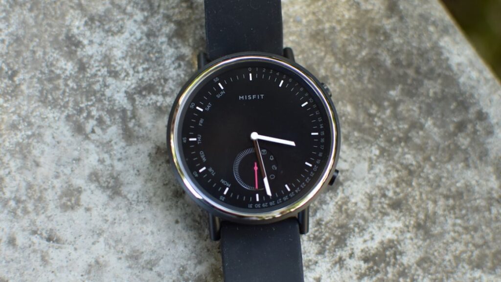 Misfit Command review