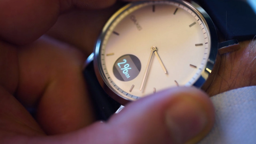 Oaxis' Timepiece is like a more minimalist Withings Steel HR