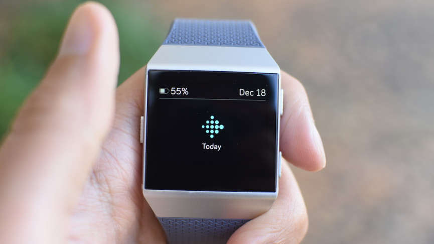 Fitbit updates Versa and Ionic smartwatches with new apps and a better dashboard