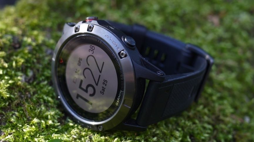 Apple Watch Series 3 v Garmin Fenix 5 (and 5 Plus)