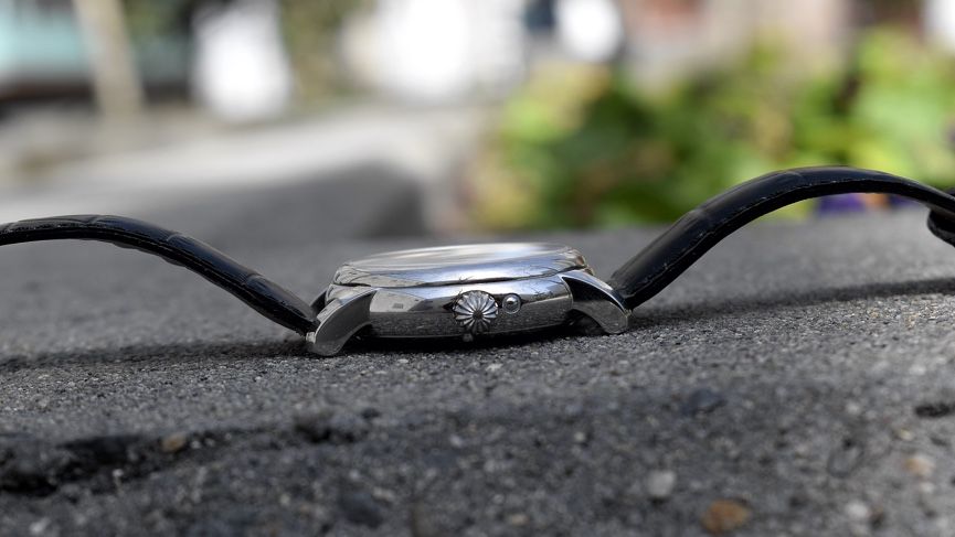 Frederique Constant Hybrid Manufacture review