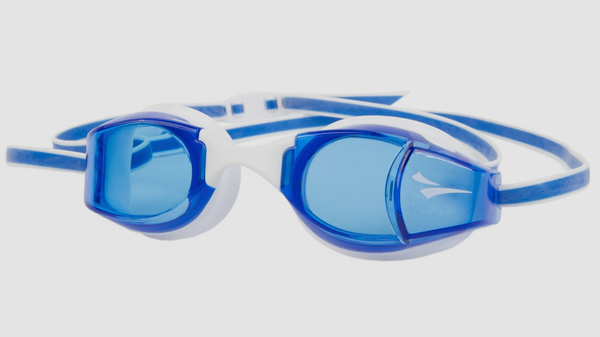 Finis Smart Goggles vs Form Swim Goggles: Rule the pool