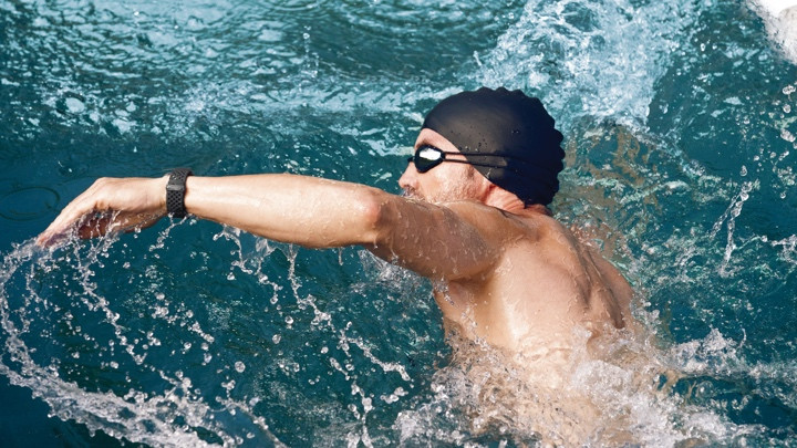 Fitbit Charge 3 v Alta HR: Battle of the fitness bands