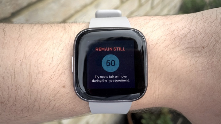 How to take an ECG reading on your Fitbit