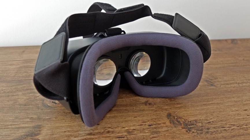 PlayStation VR v Samsung Gear VR: Is mobile or console VR best for you?