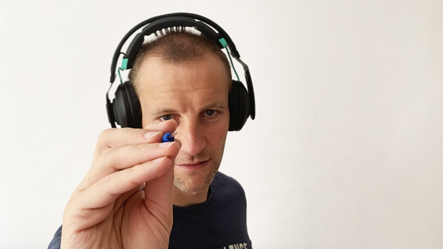 I tried to become a darts pro using Halo's new brain-zapping headphones