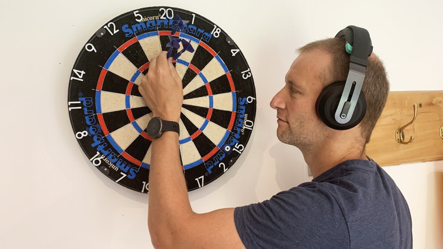 I tried to become a darts pro using Halo's new brain-zapping headphones