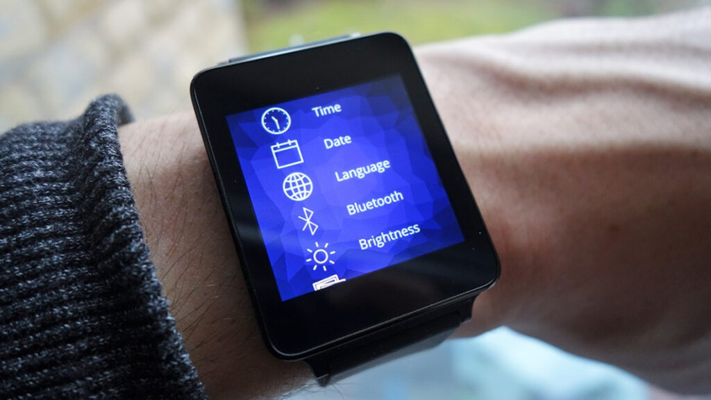 Living with Asteroid OS - The open source Android Wear alternative