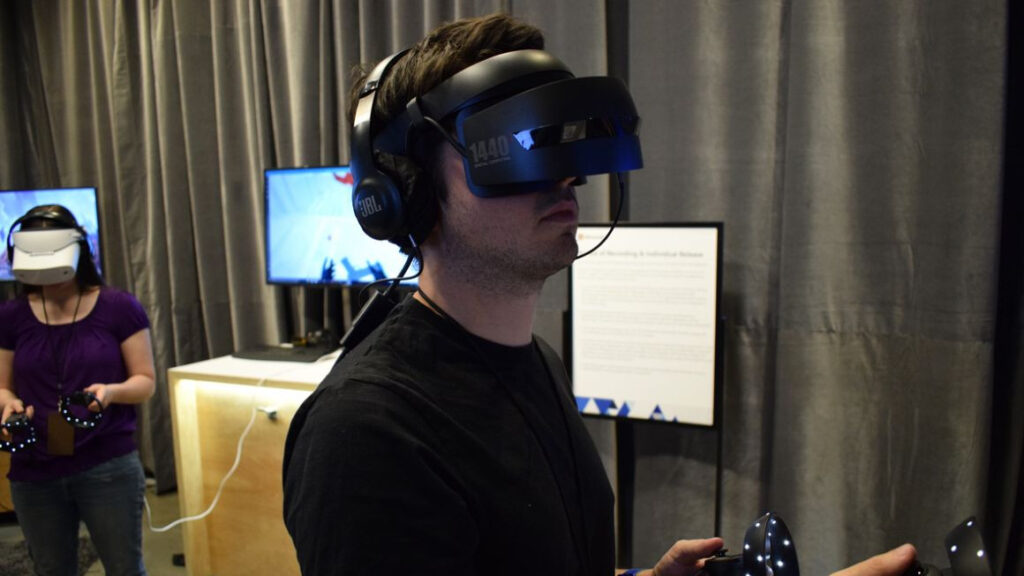 HP's headset is an affordable, unremarkable way into Mixed Reality