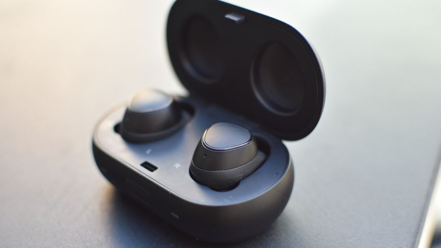 Samsung Gear IconX (2018) review