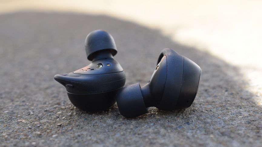 Samsung Gear IconX (2018) review