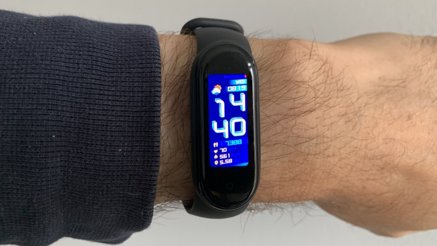 Xiaomi Mi Smart Band 5 review: budget band bosses the basics