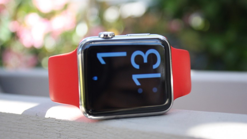 Fitbit Blaze v Apple Watch Series 2: Battle of the stylish smartwatches