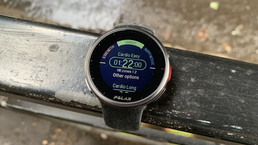 New Polar Vantage V2 sports watch beefs up battery life