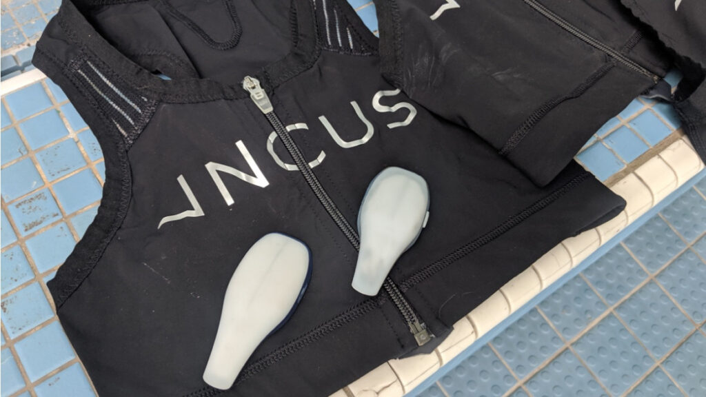 I studied my swimming technique with a wearable that lives on your back