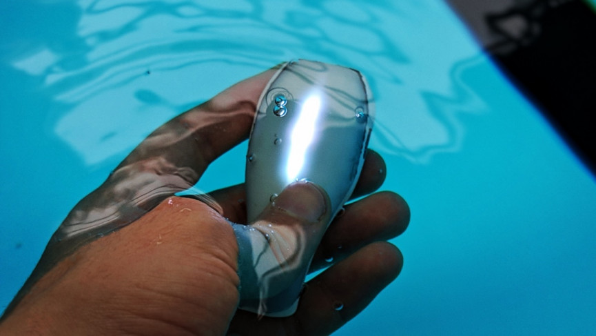 Incus Nova: The new swimming wearable for triathletes