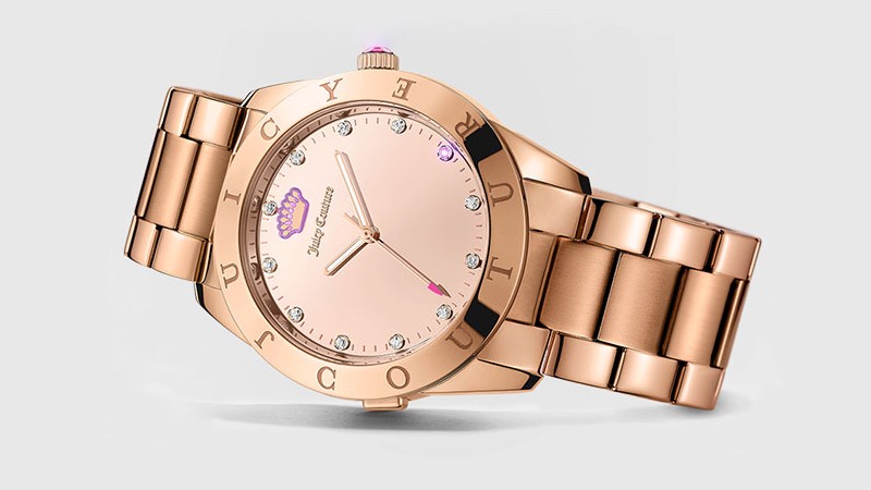 How to style your smartwatch with the Spring/Summer 17 trends