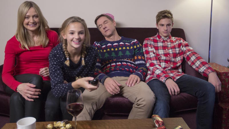 kipstr-detects-when-you-fall-asleep-and-records-the-tv-show-you-are-watching-leaving-you-to-snooze-happily-and-your-family-able-to-change-the-channel-1418915976-Kgb9-column-width-inline