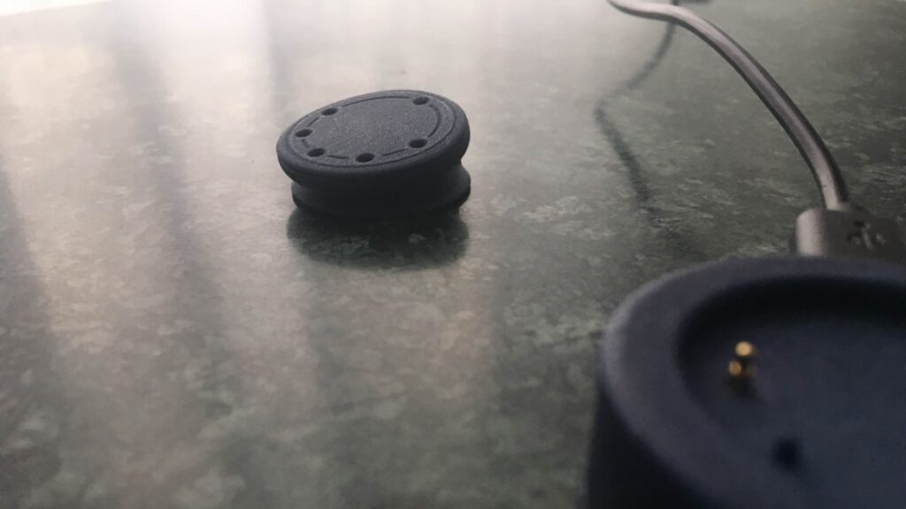 Lys is the light sensor your circadian rhythm will thank you for wearing