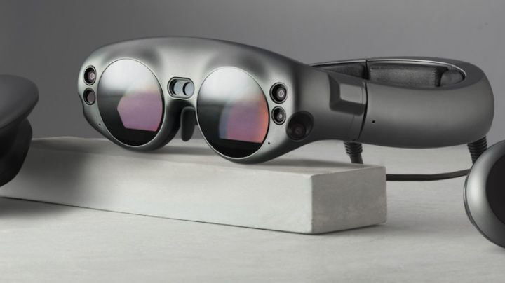 Magic Leap's mixed reality glasses are real and shipping next year