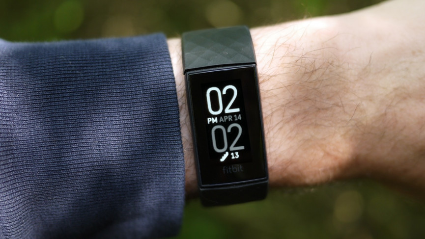 Amazfit Band 5 v Fitbit Charge 4: Which fitness tracker should you buy?