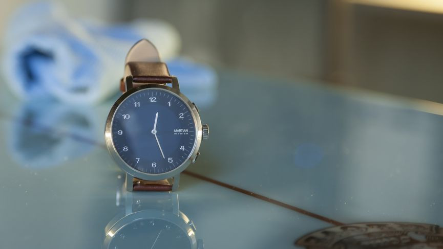 Martian's mVoice G2 adds a smart display under its analog face