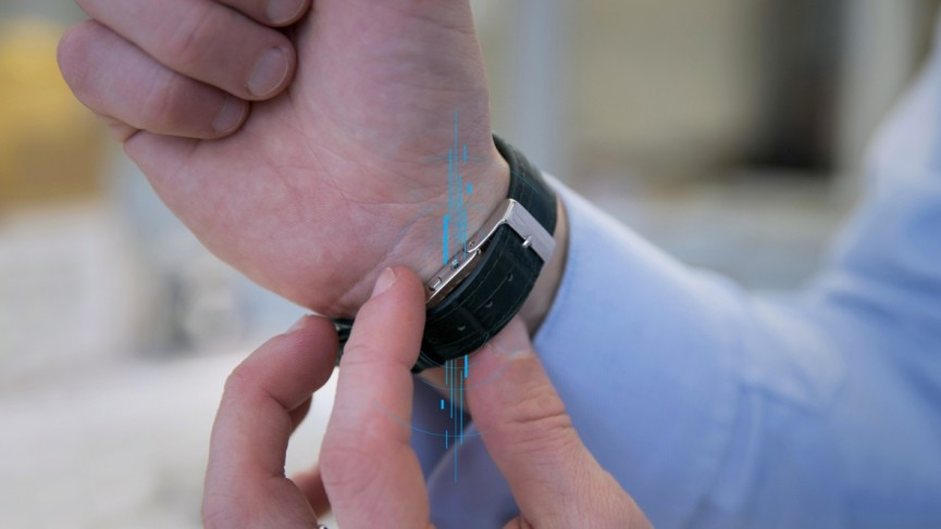 MMT E-Strap wants to turn any analogue watch into a smartwatch