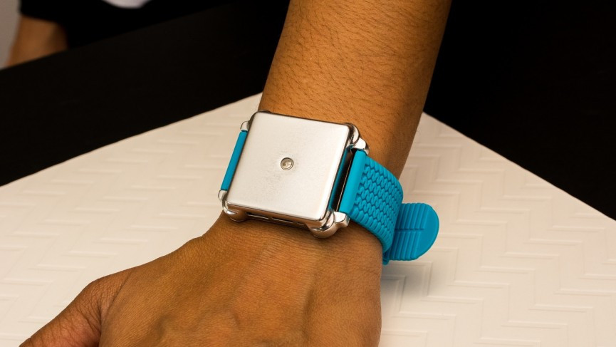 This haptic wearable gives you tactile alerts, alarms and navigation