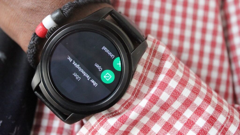 montblanc-summit-review-hand-1500040983-lKf3-full-width-inline