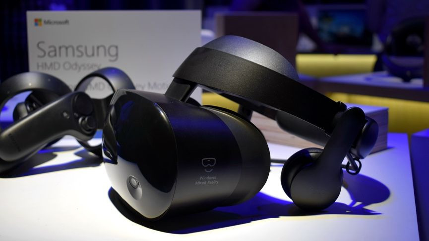 Samsung Odyssey is the first Mixed Reality headset that can truly take on Oculus