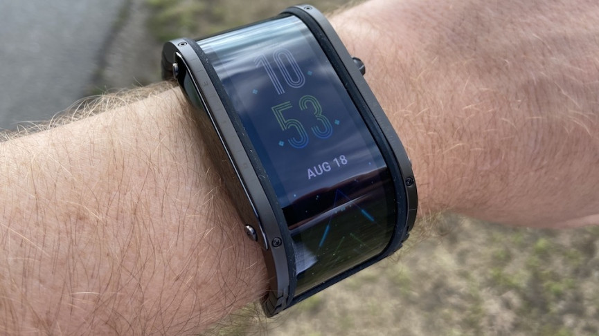 Nubia Watch is the embodiment of a smartwatch vision that nobody asked for